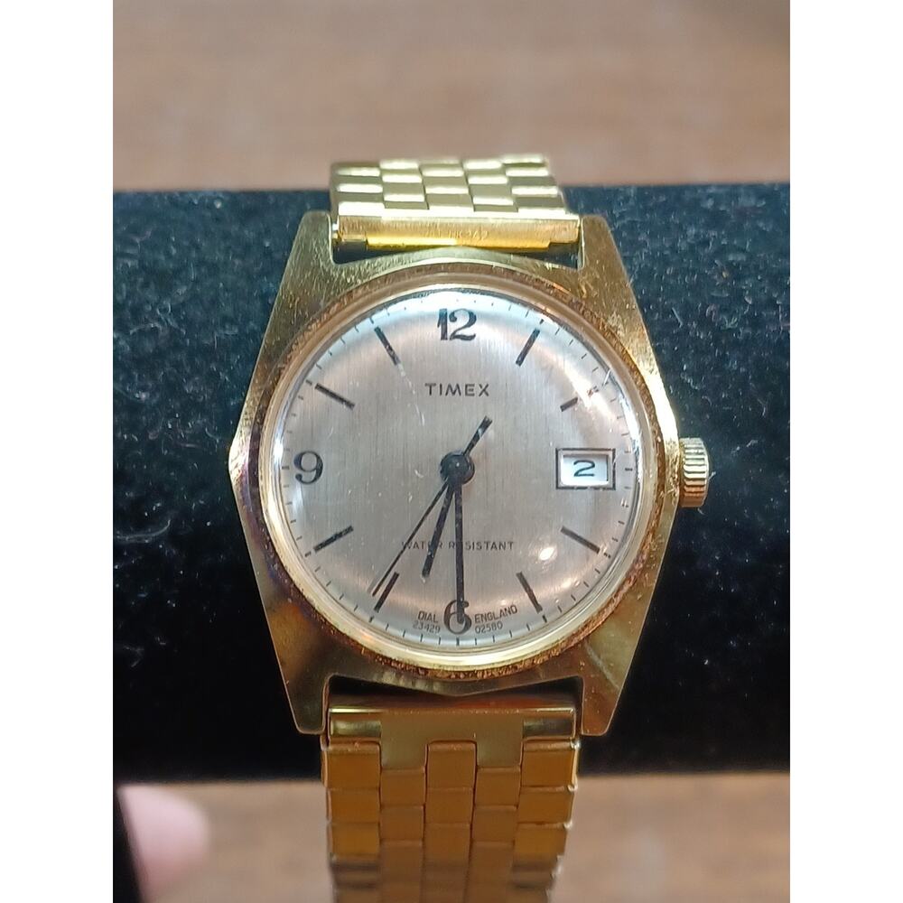 Vintage Timex Made In England Excellent Condition 23429 02580